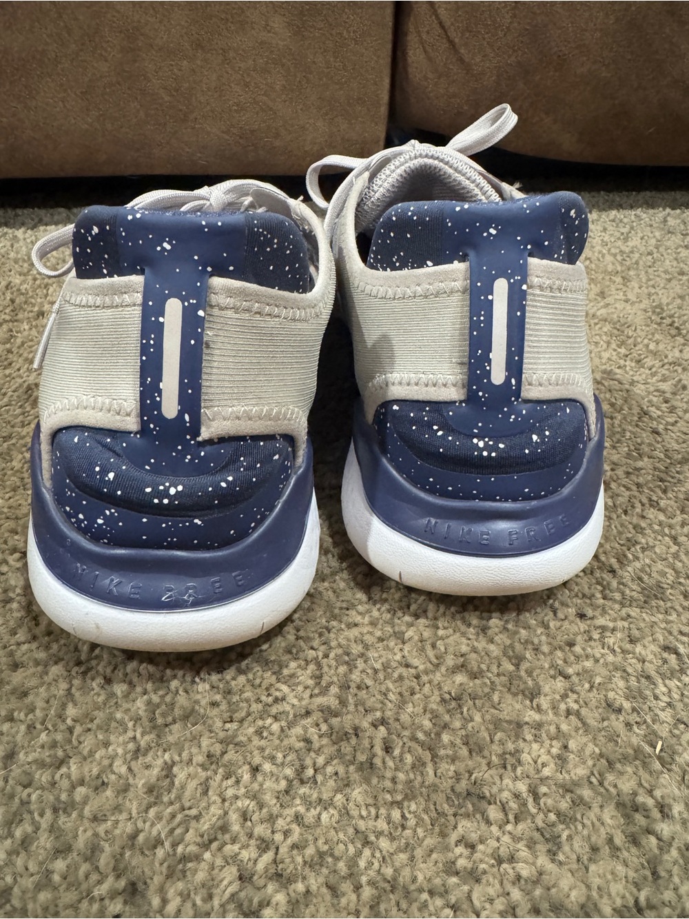 MENS LIMITED EDITION AMERICAN THEMED NIKE SNEAKERS - Picture 5 of 8